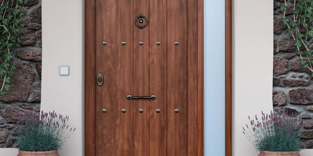 Carpinteros en Barcelona puertas-de-seguridad-madera-carpintero